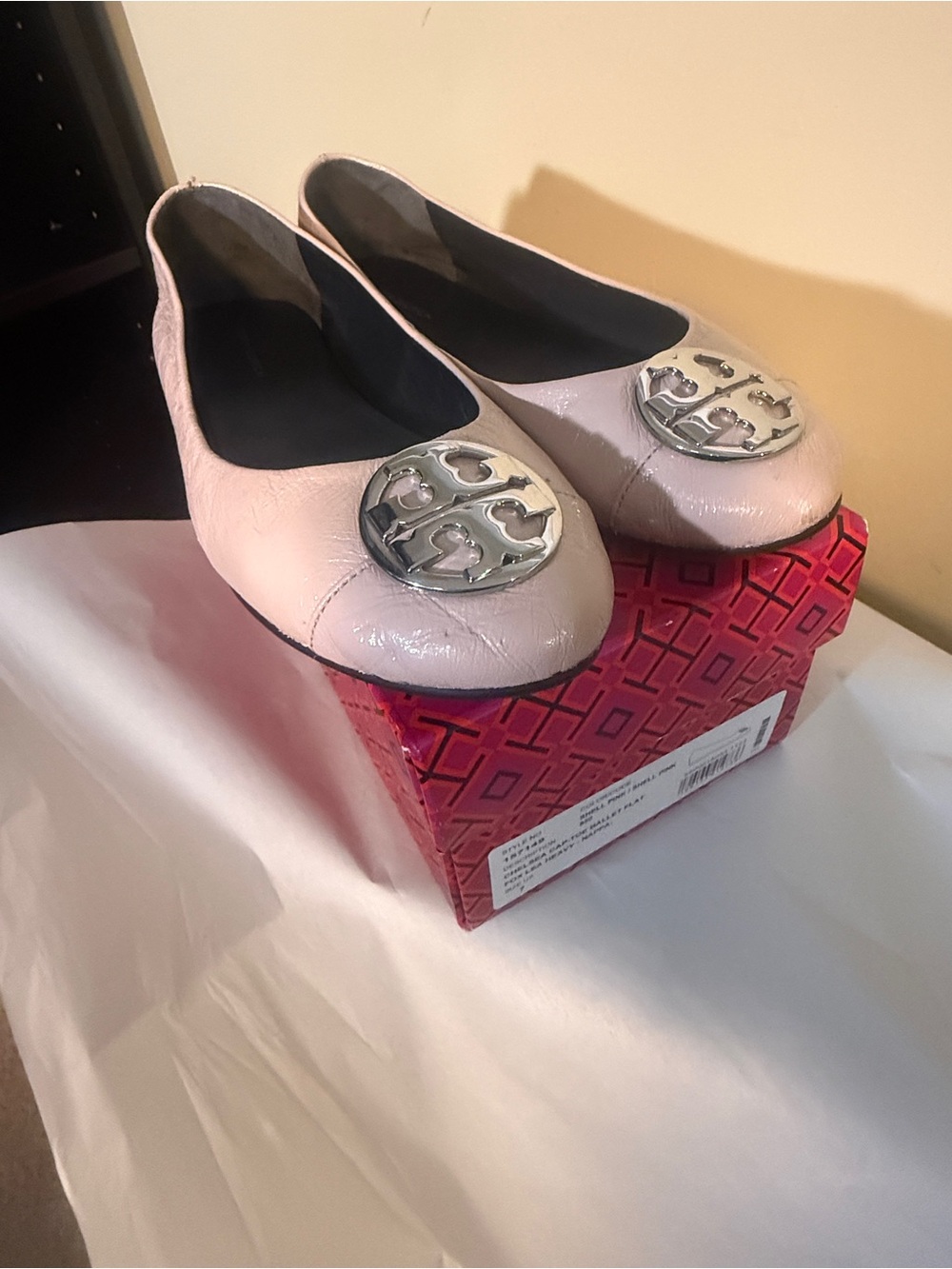 Tory Burch Blush Leather Flats with Silver Logo (Chelsea Cap Toe Ballet) Size 7